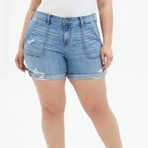 Torrid Vintage Stretch Mid-Rise Medium Blue Distressed Jean Shorts Size 18